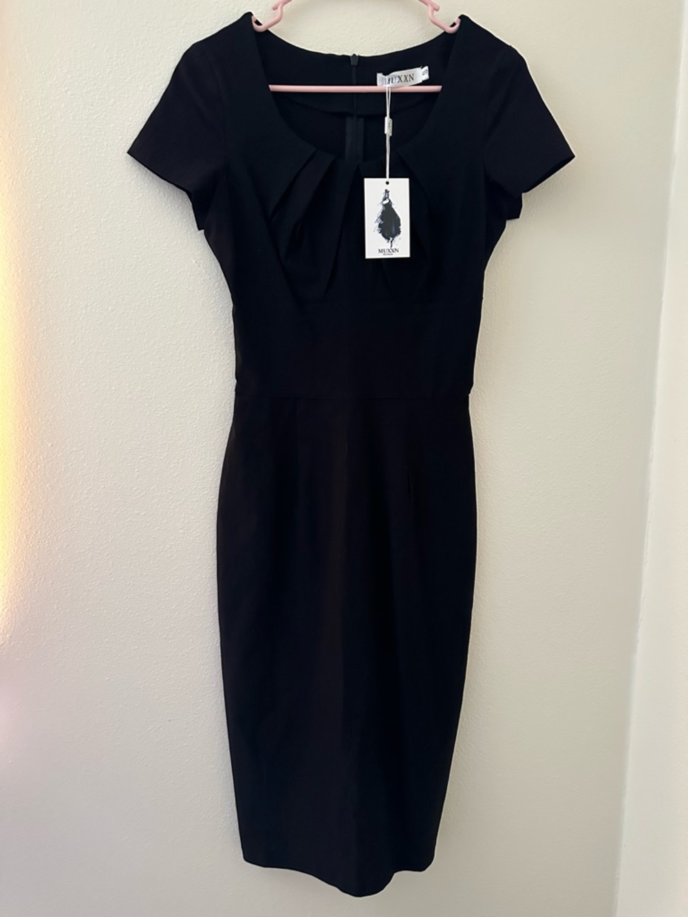 MUXXN Black Dress